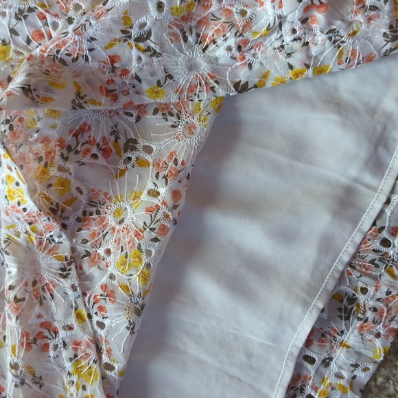 Islet Tank - Picture 3 of 4